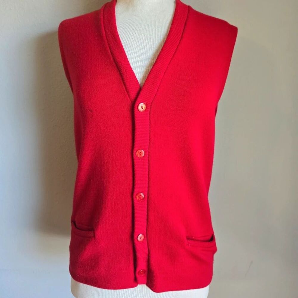 Vintage Wickbury Men’s Red Wool Sweater Vest Size L